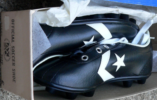 converse soccer cleats